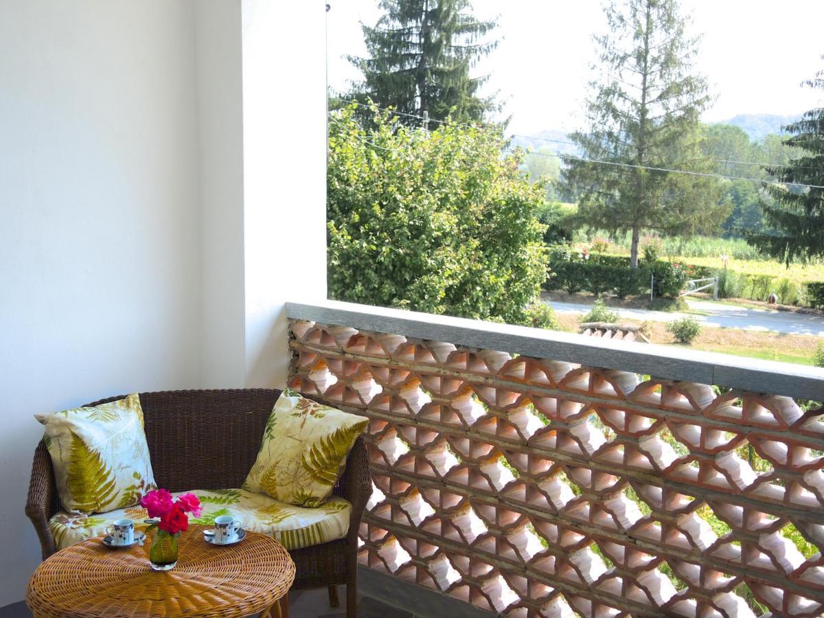 Bed and Breakfast Casa Del Roseto Belveglio Exterior foto