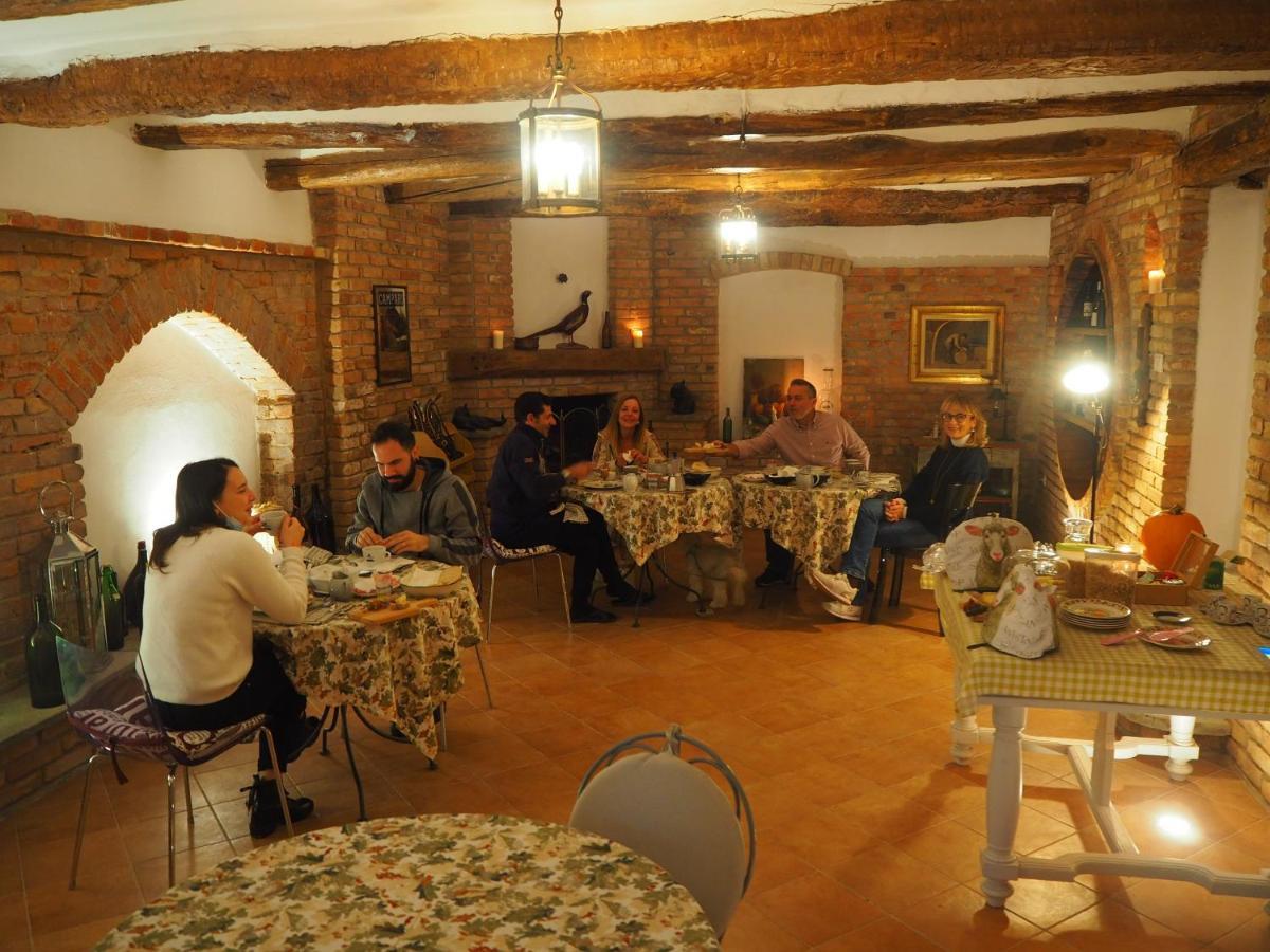 Bed and Breakfast Casa Del Roseto Belveglio Exterior foto