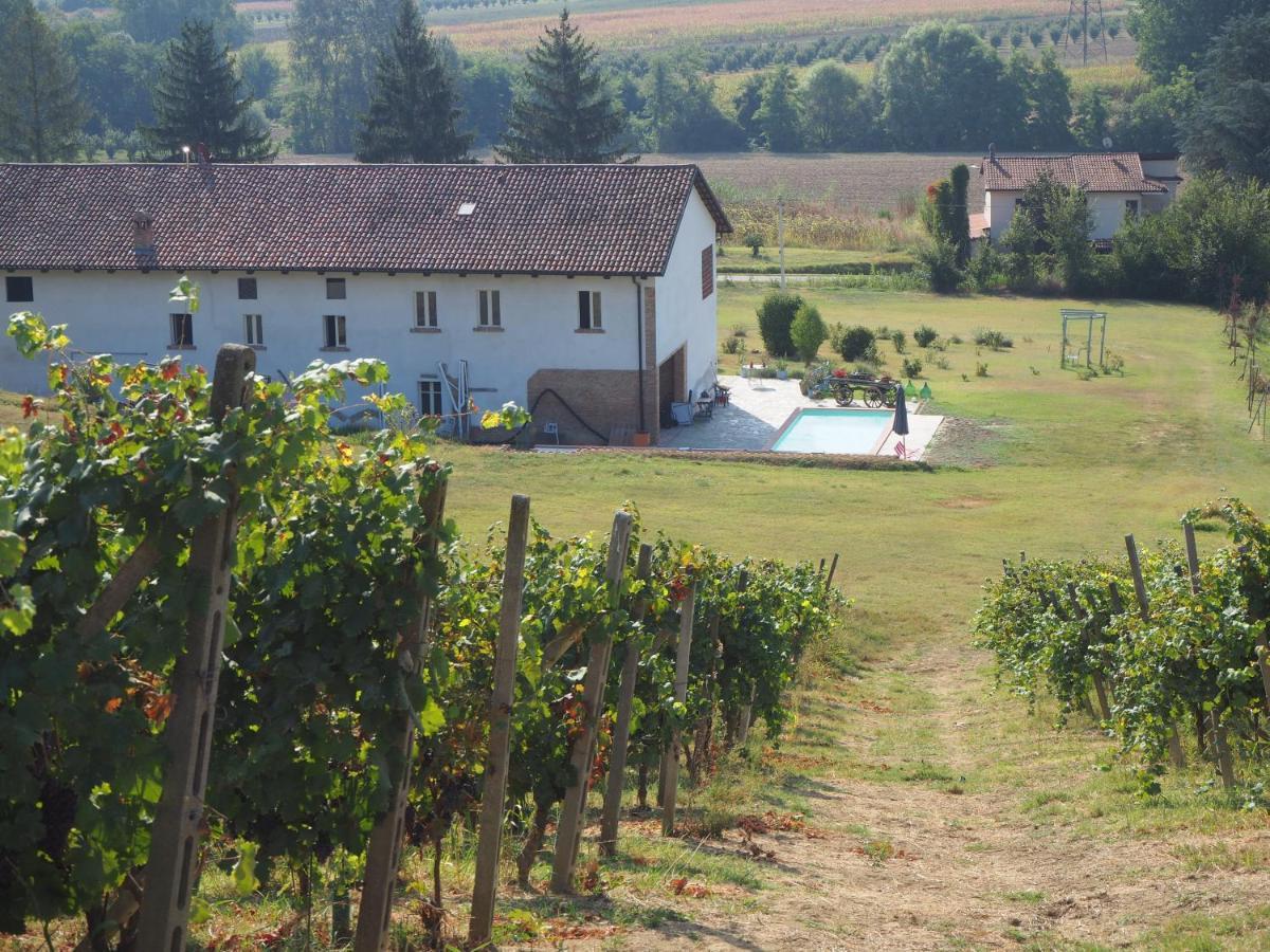 Bed and Breakfast Casa Del Roseto Belveglio Exterior foto